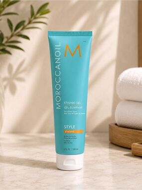 Moroccanoil Styling Gel Strong 6 oz | Hydrating Flake-Free Hold